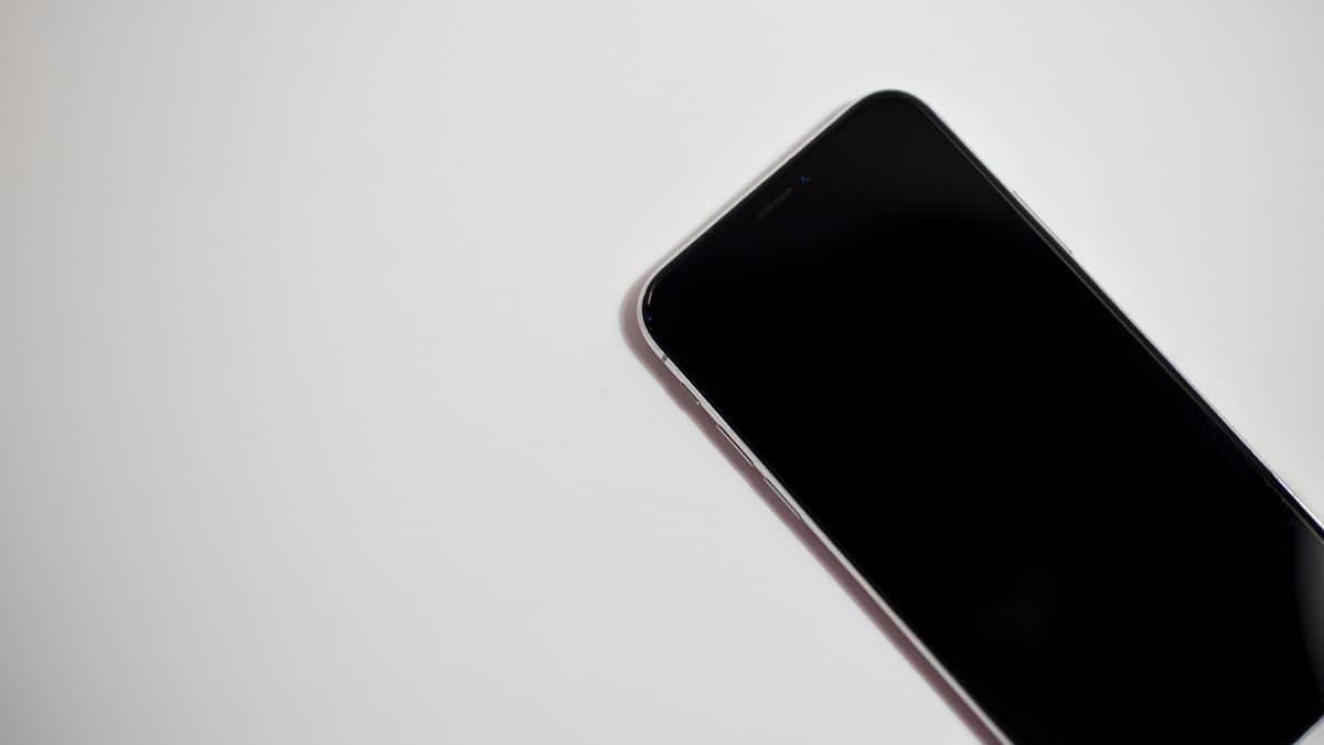 Telefon Kapalıyken Radyasyon Yayar mı?