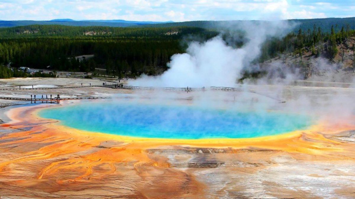 Yellowstone Ulusal Parkı’ndaki Gayzer Patlamaları, Bilim İnsanlarını Endişelendirdi