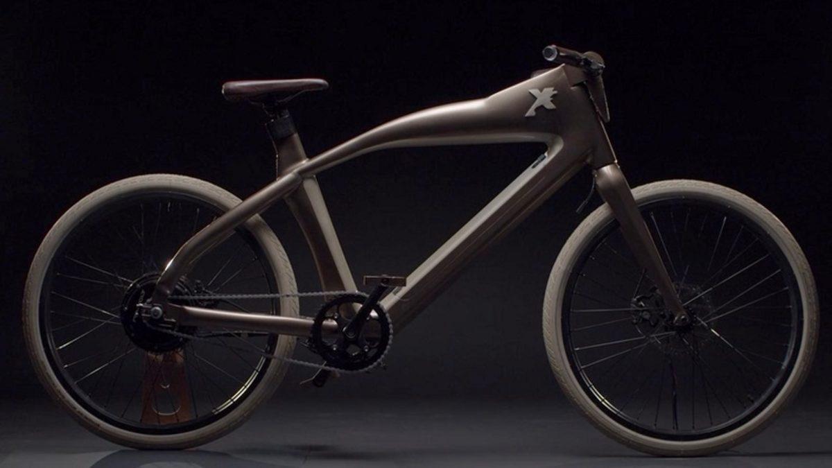 Pedalları Tersine Çevrilerek Şarj Edilebilen Elektrikli Bisiklet: Rayvolt X One