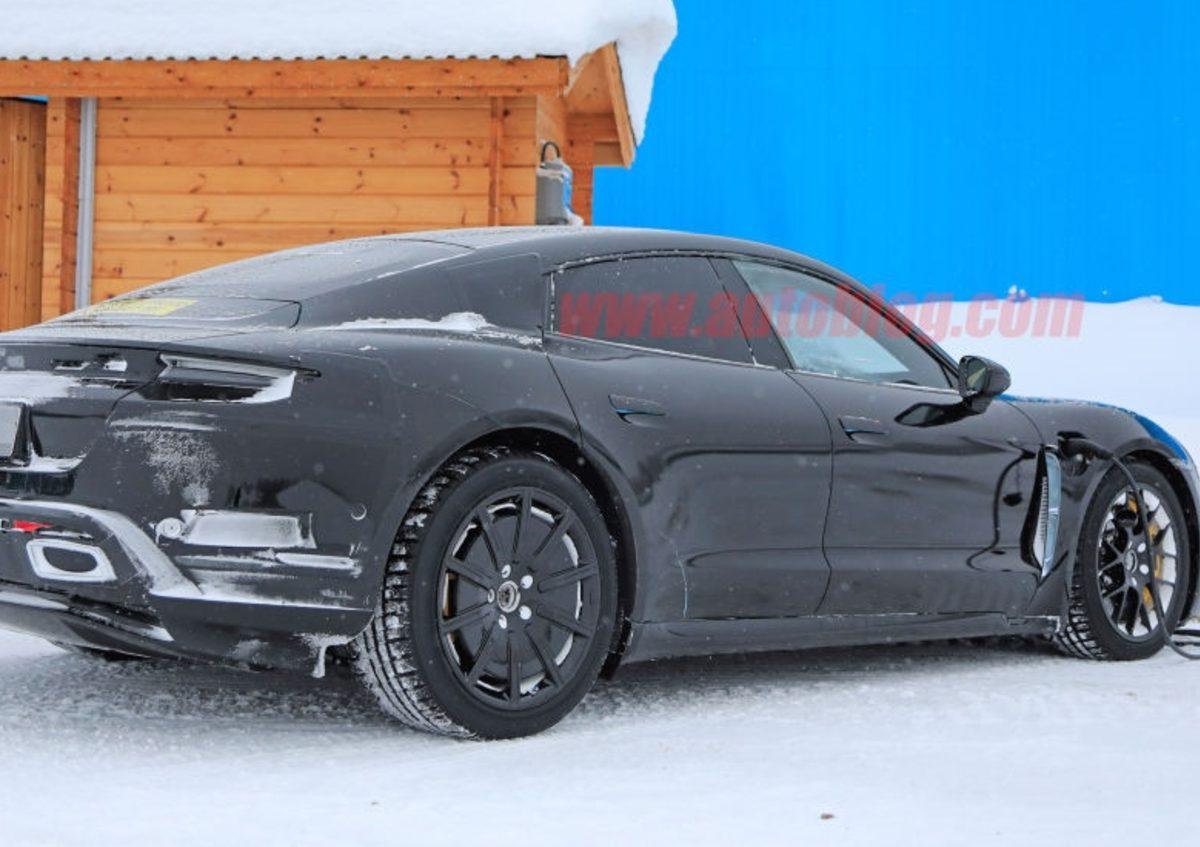 Porsche’nin Türkçe İsme Sahip Elektrikli Otomobili Taycan’a Ait Yeni Fotoğraflar Ortaya Çıktı