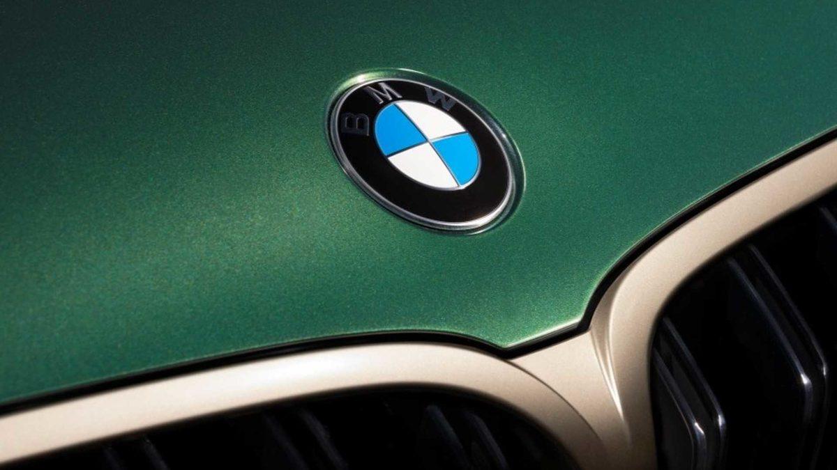 BMW’nin En Pahalı Arabası M8 First Edition Yakından İncelendi (Video)