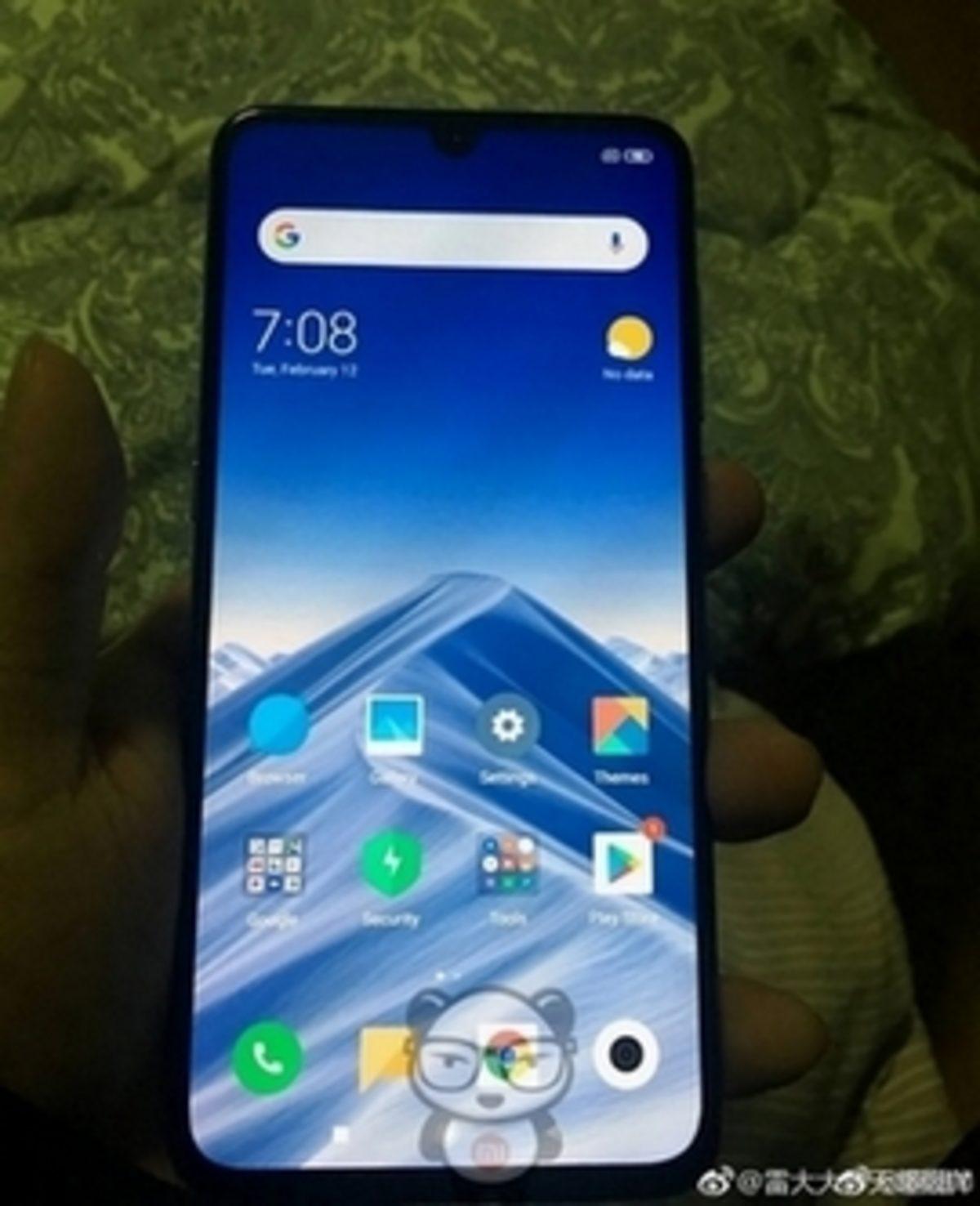 Xiaomi Mi 9’un Görüntüsü Ve Teknik Detayları Sızdırıldı