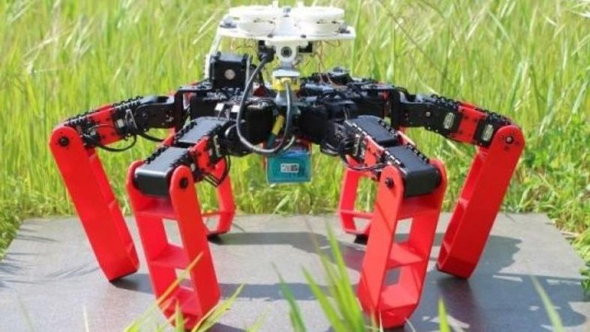 GPS’e İhtiyaç Duymadan Yürüyebilen İlk Robot (Video)