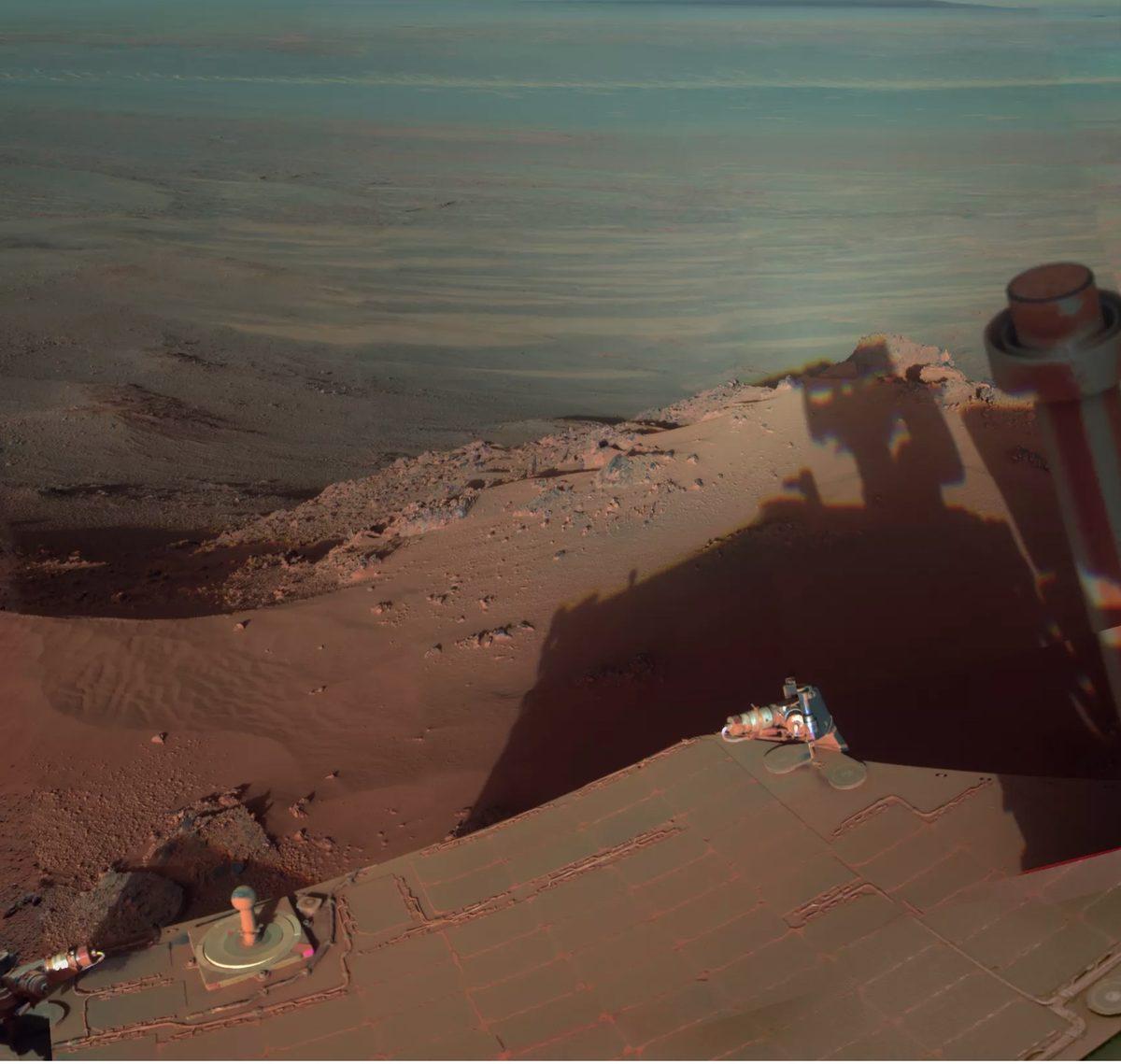 Emektar Mars Aracı Opportunity’nin Çektiği Tarihi Fotoğraflar