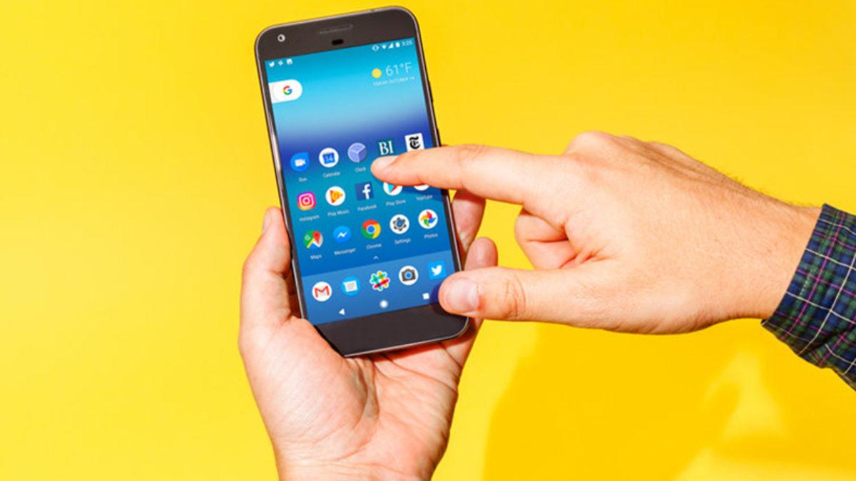 Google, iPhone XR ile Rekabet Edecek Uygun Fiyatlı Bir Cihaz Üzerinde Çalışıyor