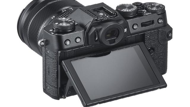 Fujifilm, Hem Fiyatı Hem Boyutu Küçülttüğü Yeni Fotoğraf Makinesini Tanıttı