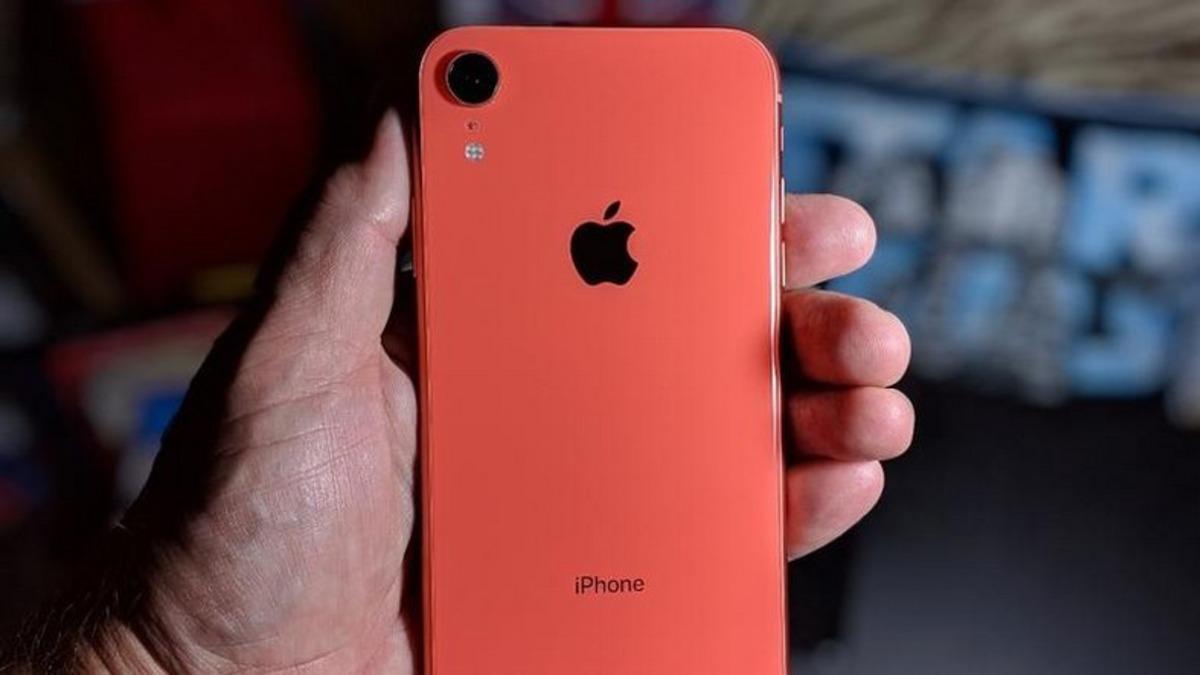 Apple, Yeni Reklam Filminde Bokeh Efektinin Arkadaşlıkları Bozabileceğini Gösterdi (Video)