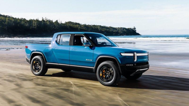 Rivian R1T’nin Tesla Cybertruck’ı Titretecek 360 Derece Dönüş Özelliği (Video)