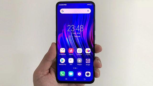 Vivo V15 Pro’nun Yeni Görselleri, Cihazın Tasarımını Her Açıdan Ortaya Koydu
