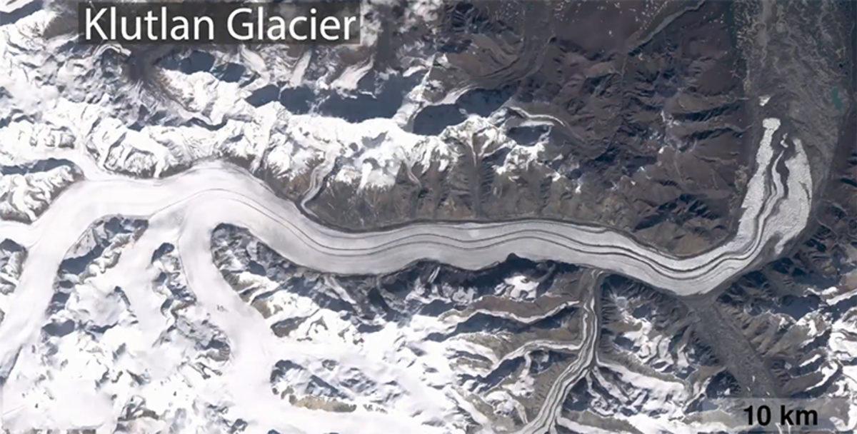 İklim Değişikliğinin Buzullara Verdiği İnanılmaz Zararı Gösteren Uydu Görüntüleri