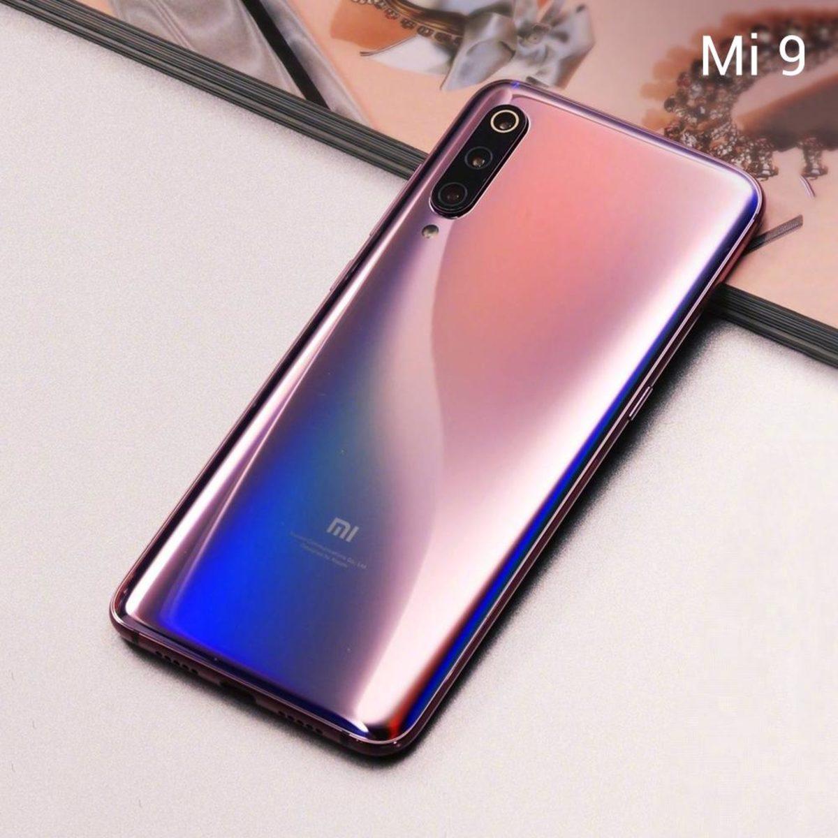 Xiaomi Baklayı Ağzında Tutamadı: İşte Mi 9’un Resmen Açıklanan Özellikleri