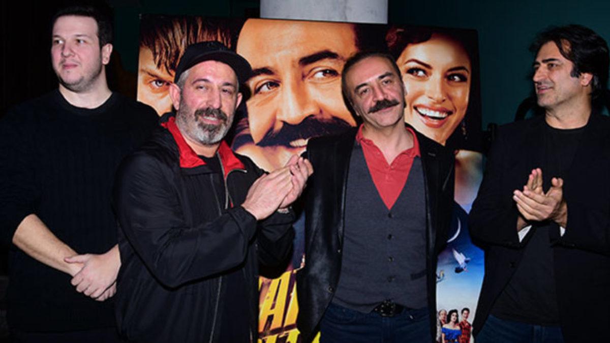 Gişedeki Sazan Sarmalı: Netflix, Türk Sinemasını Bitirebilir mi?