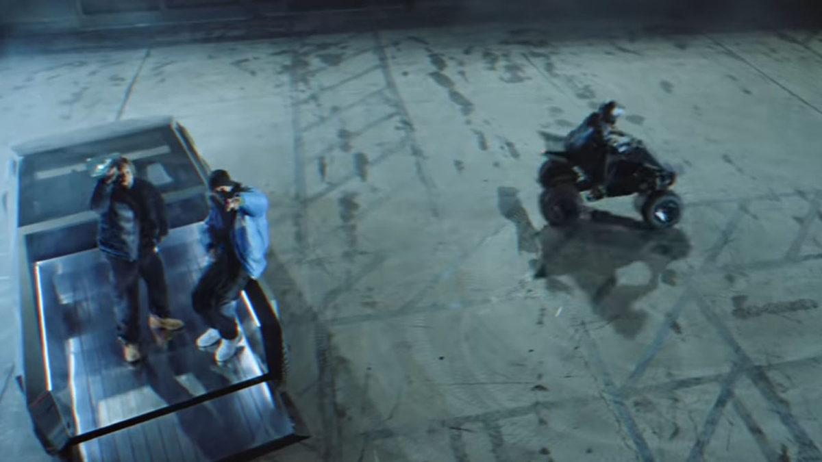 Cybertruck, Küçük Kardeşiyle Birlikte Klipte Yer Aldı (Video)