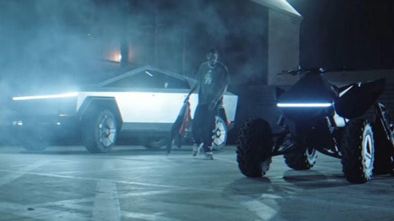 Cybertruck, Küçük Kardeşiyle Birlikte Klipte Yer Aldı (Video)