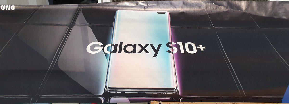 Samsung’un Gözlerinizi Kanatacak Resmi Galaxy S10e Posteri