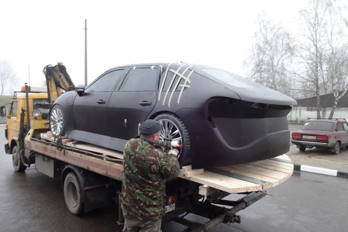 Tesla Model S, Rusya’da ’Monarch Concept S’ İsmiyle Kopyalandı