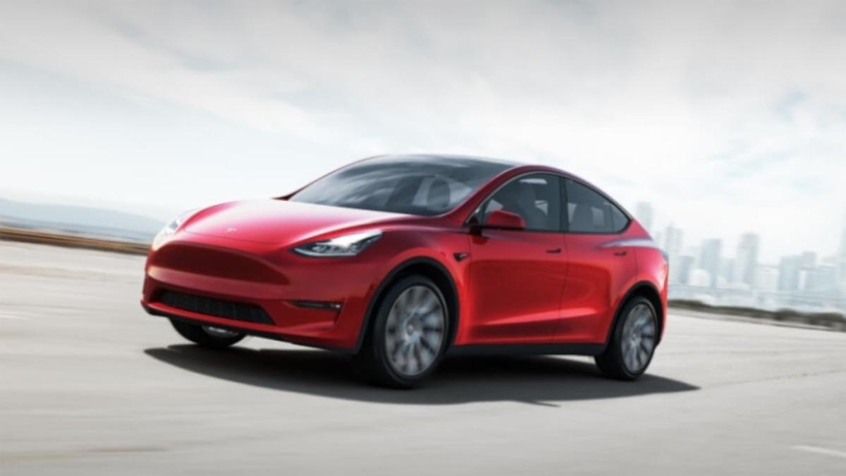 Tesla Model Y’nin Performans Versiyonu, Yollarda Görüntülendi (Video)