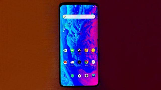 Çentiksiz Telefon Hayranlarını Mest Edecek OnePlus 7’nin Görüntüleri Ortaya Çıktı