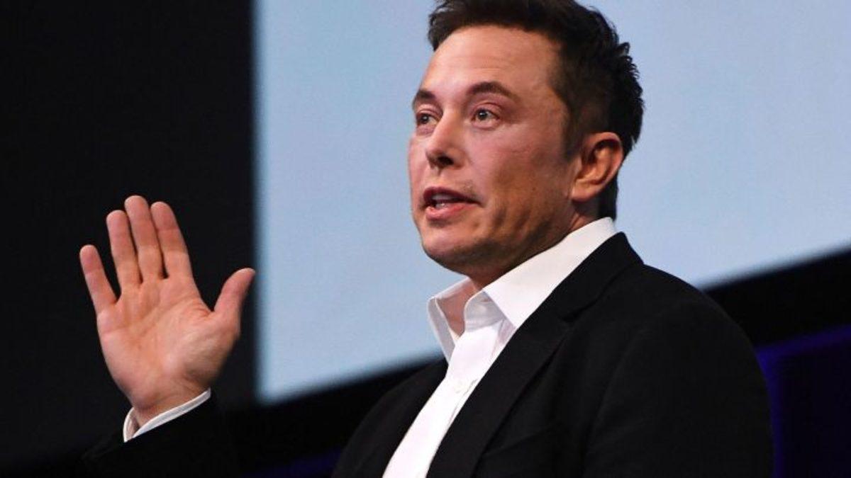 Elon Musk, Tesla’ların Bu Yıl İçerisinde Tam Otonom Sürüş Yeteneğine Kavuşacağını Açıkladı