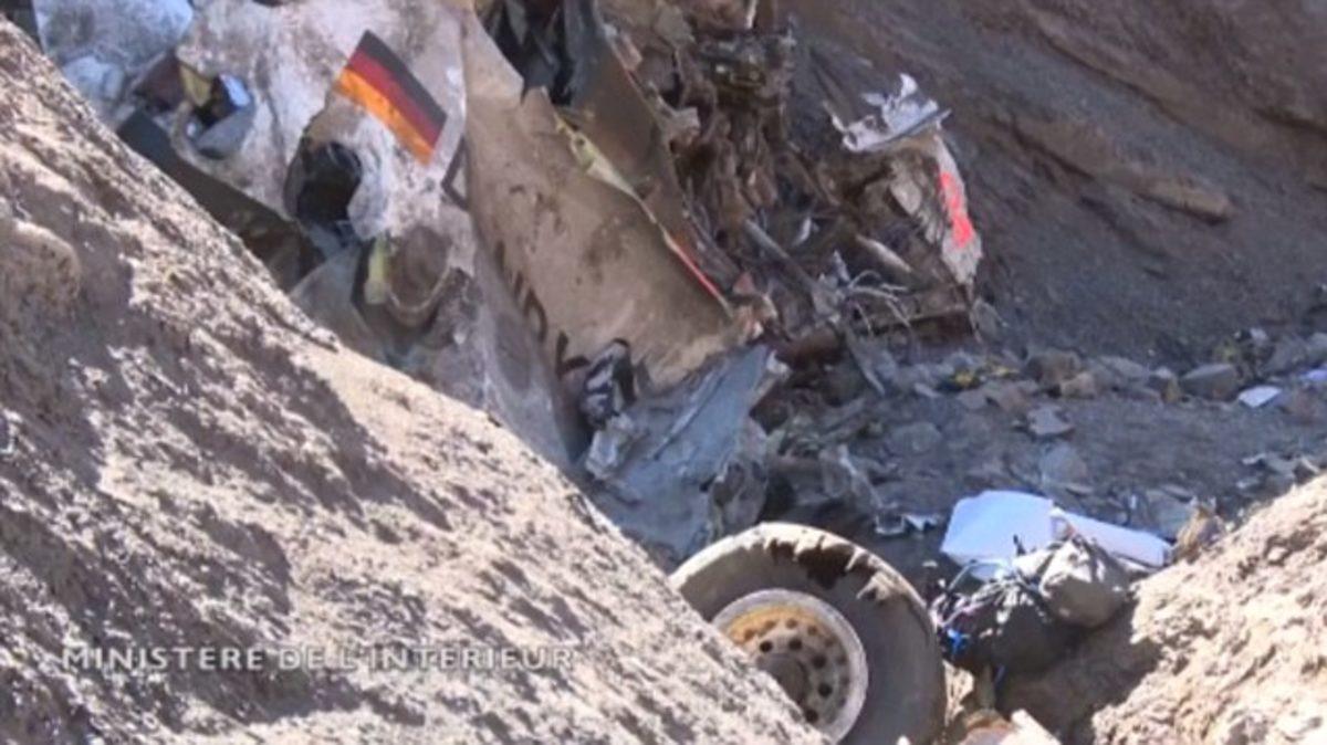 Bir Pilotun İntihar Dalışı Yaparak 149 Yolcuyu Öldürdüğü Facia