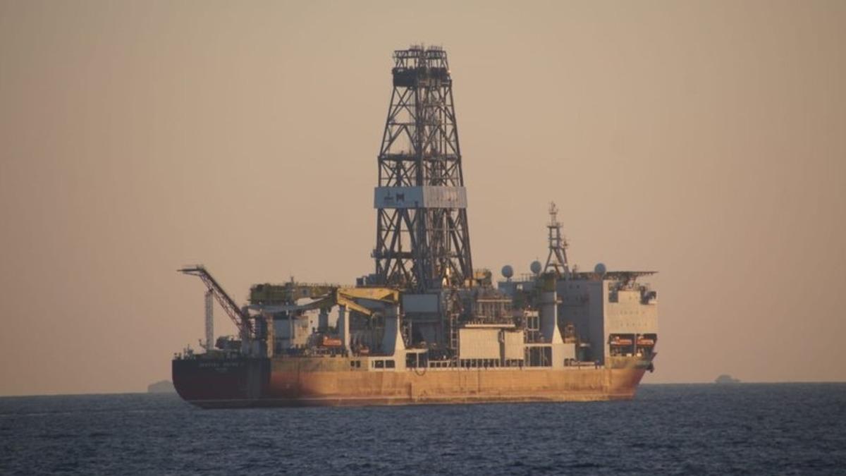 Türkiye’nin İkinci Sondaj Gemisi Olan Deepsea Metro-1, Yalova’ya Demir Attı