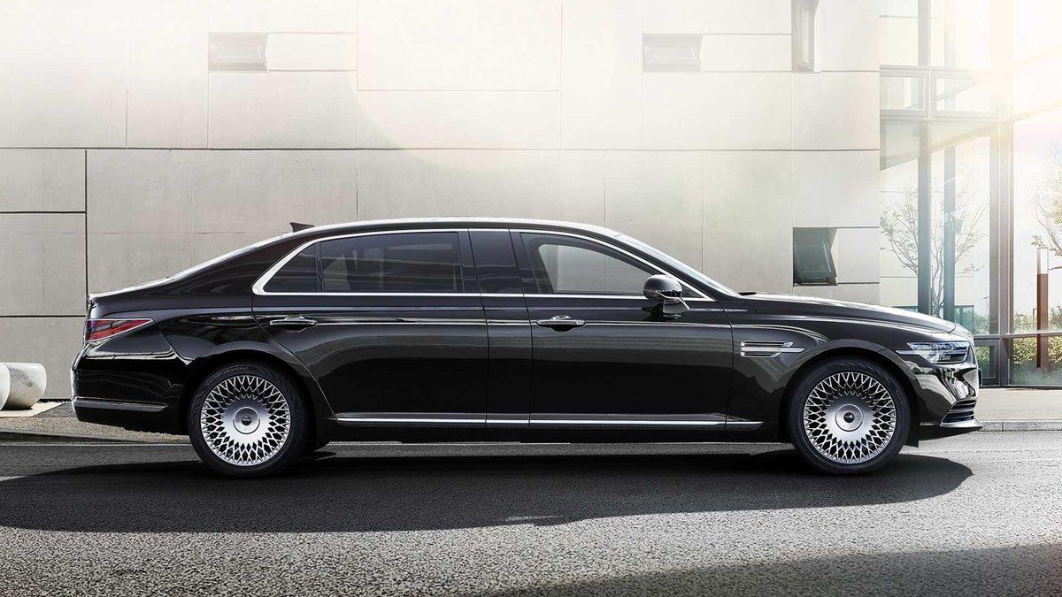 Koreli Üreticiden Muhteşem Limuzin: Genesis G90 Limousine