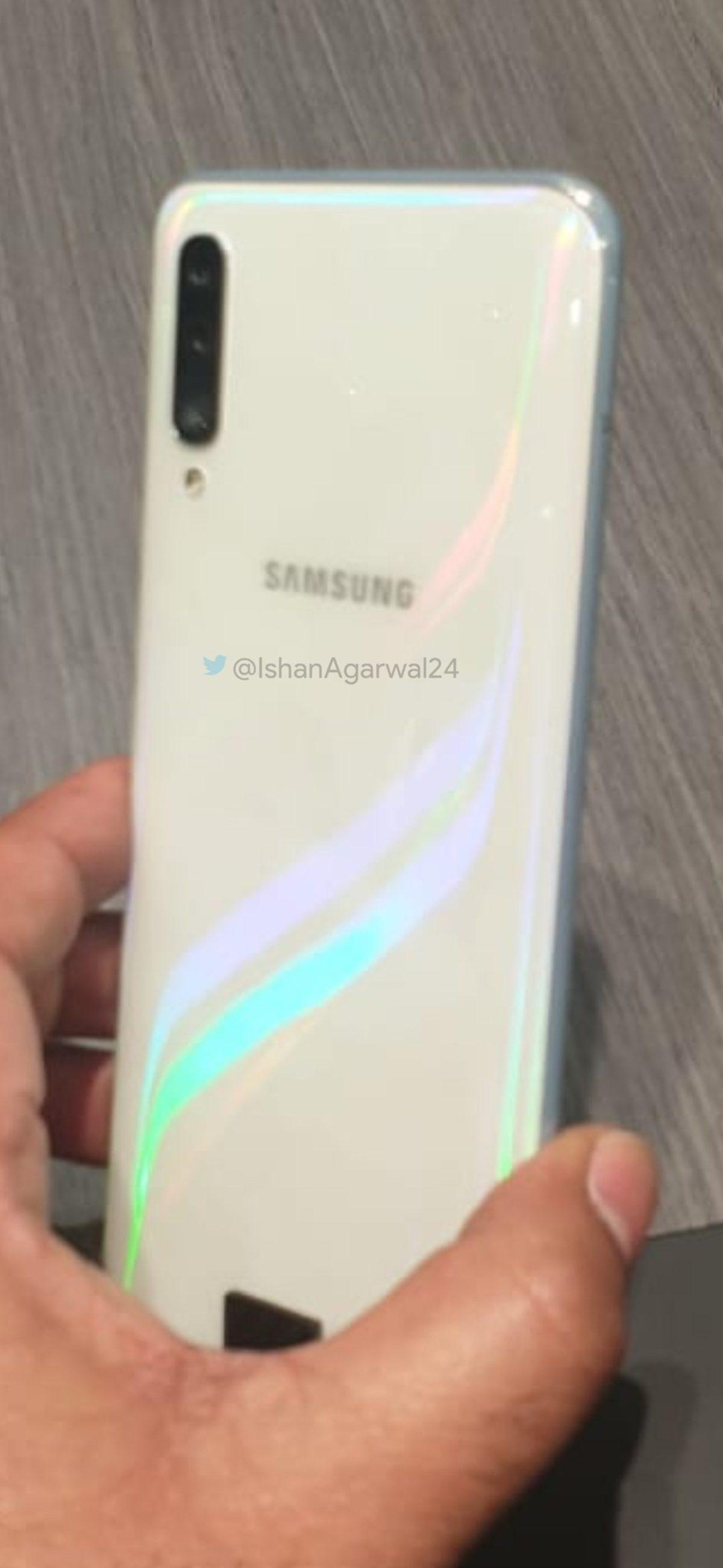 Samsung Galaxy A50, Prizma Beyazı Renk Seçeneğiyle Görüntülendi