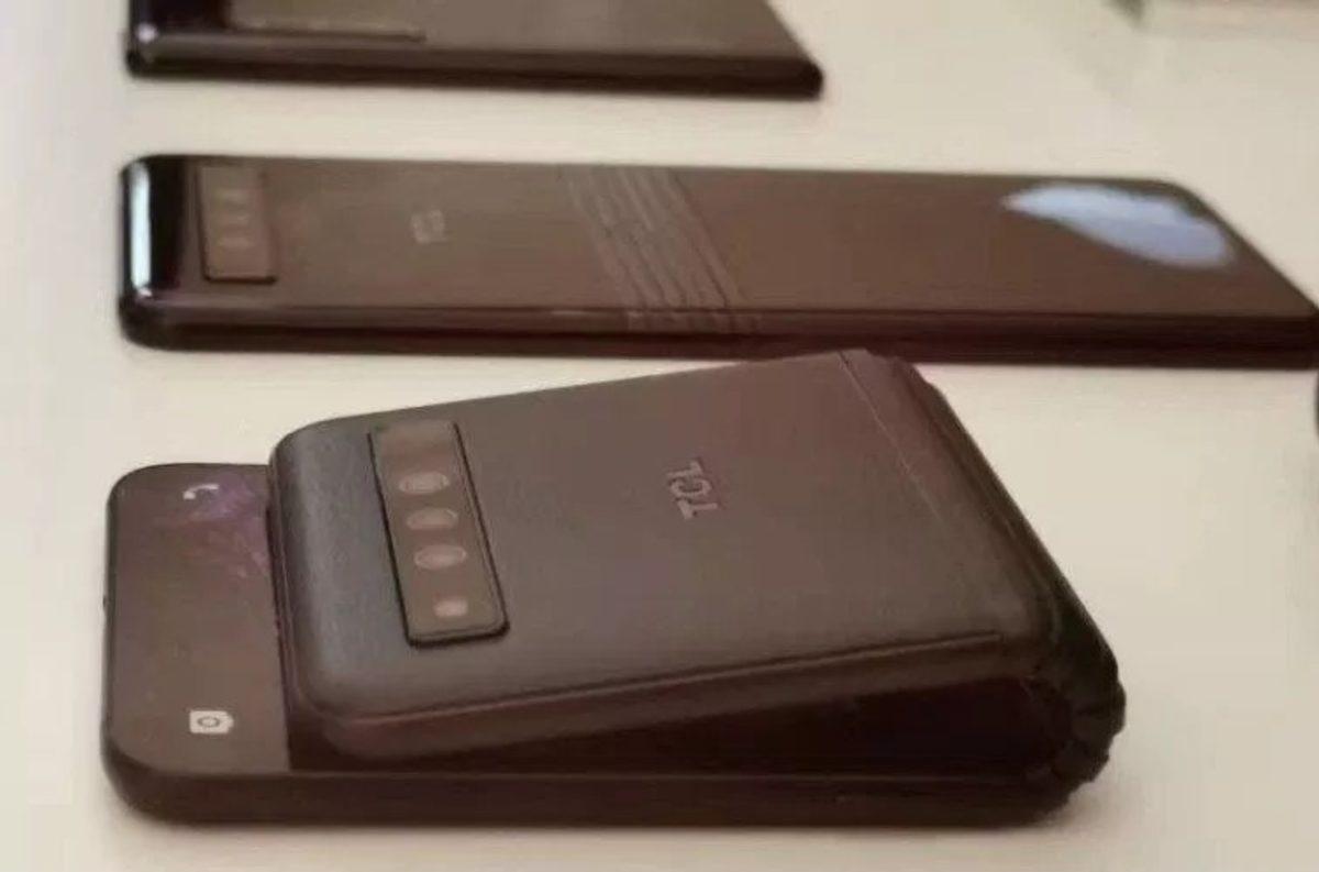 TCL’in Katlanabilir Telefonunun Görüntüleri MWC Öncesinde Yayınlandı