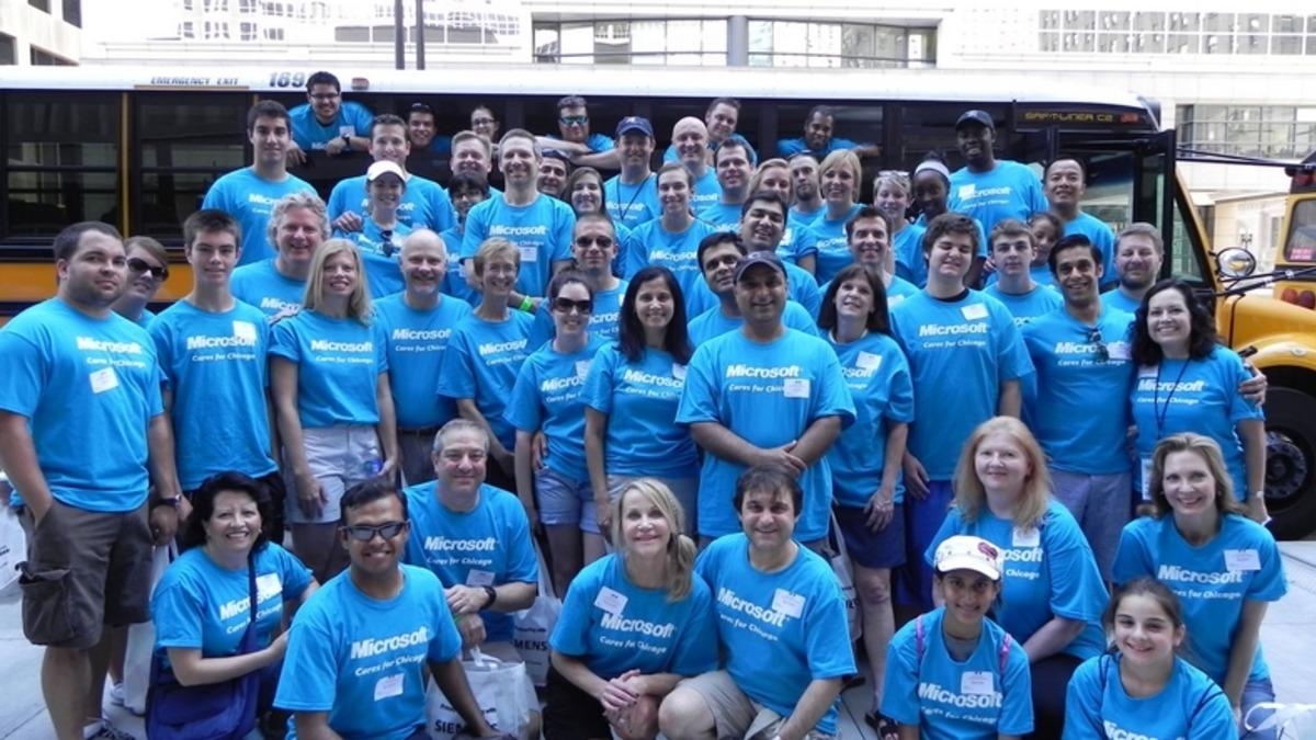 Microsoft Çalışanları, HoloLens İçin Yapılan Askeri Sözleşmenin İptal Edilmesini İstiyor