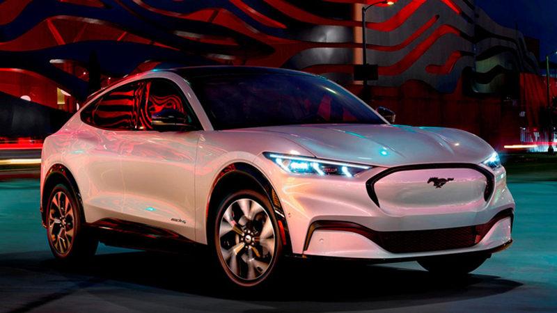 2021 Ford Mustang Mach-E, Bir Gecede 40 Ön Sipariş Aldı