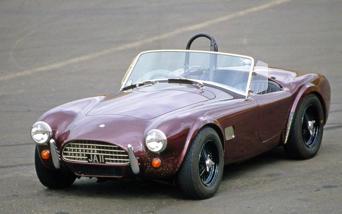 Tasarımıyla Baş Döndüren Tarihin En Güzel 15 Otomobili