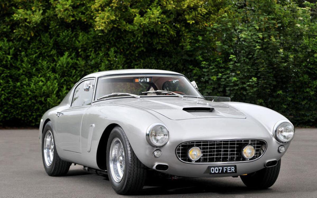 Tasarımıyla Baş Döndüren Tarihin En Güzel 15 Otomobili