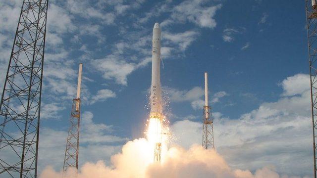 SpaceX, Falcon 9 Roketiyle 60 Starlink Uydusunu Uzaya Yollayacağı Tarihi Duyurdu