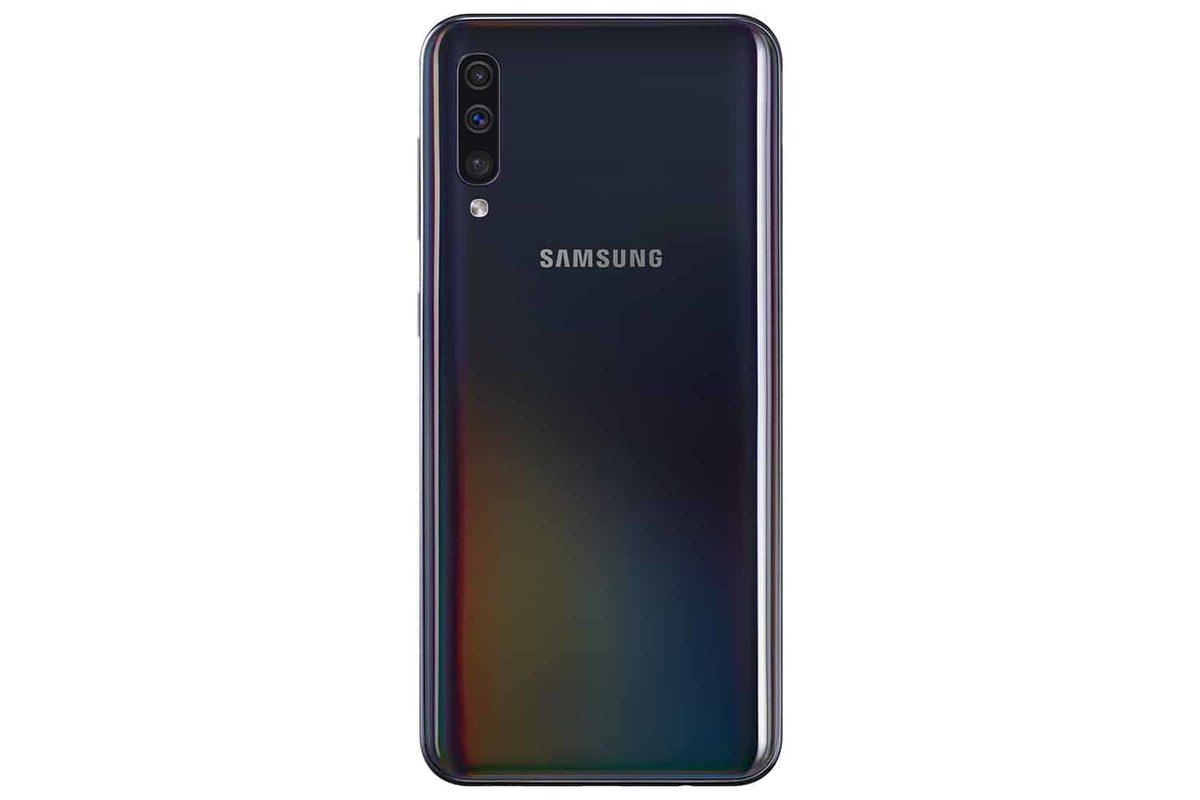 Samsung Galaxy A30 ve Galaxy A50 Türkiye’de Satış Çıktı: İşte Fiyatları