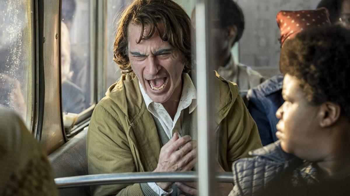 Joaquin Phoenix, Joker ile Altın Küre’de En İyi Erkek Oyuncu Ödülünü Kazandı