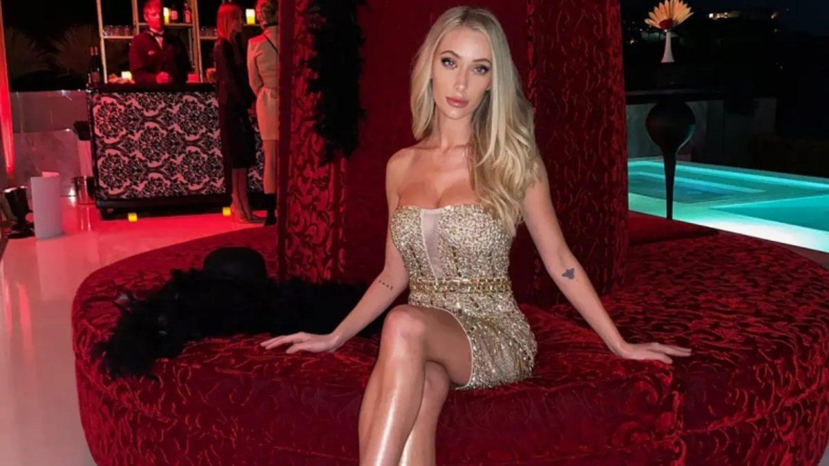 Instagram, Avustralya İçin Çıplak Fotoğraflarıyla Bağış Toplayan Modelin Hesabını Kapattı