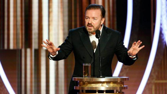 Ricky Gervais, Tim Cook’un Gözünün İçine Baka Baka Apple’ı Gömdü