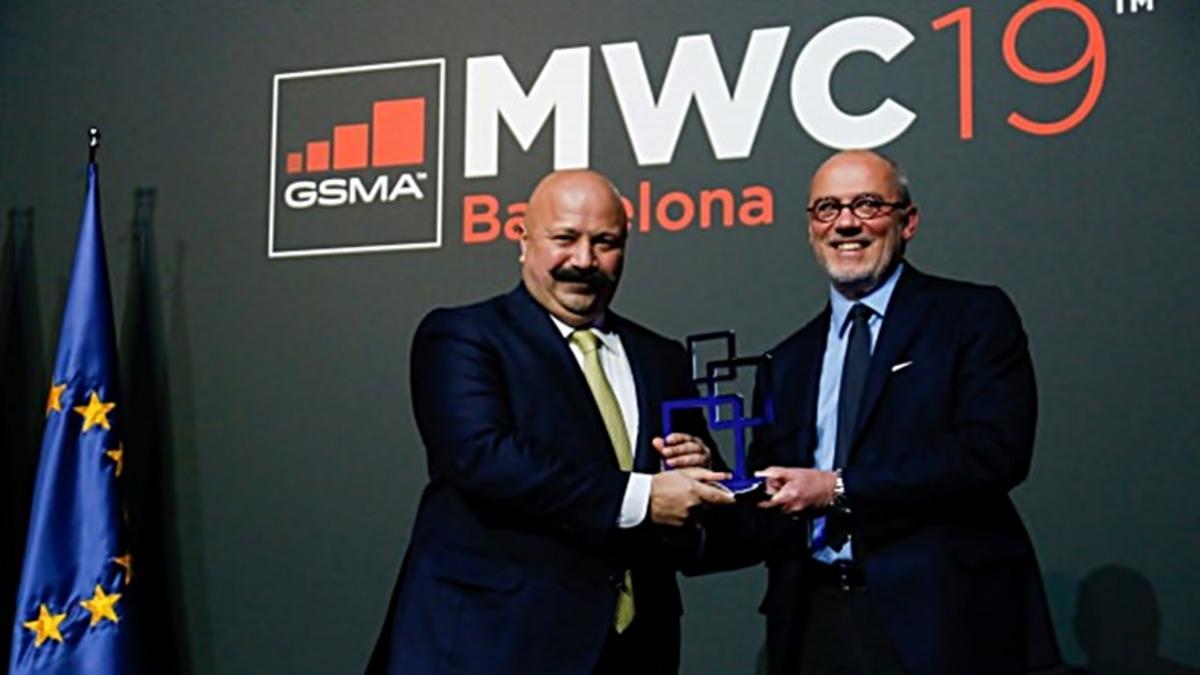 Turkcell, Endüstrinin Gelişmesi Adına Yaptığı Katkılarla MWC 2019’da Büyük Ödülün Sahibi Oldu