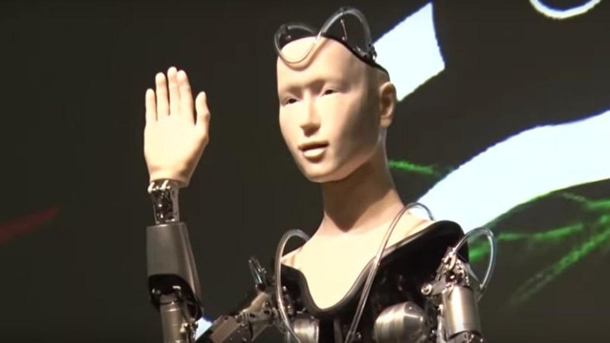 Japonya’daki Bir Tapınakta Budist Robot Hizmete Başladı