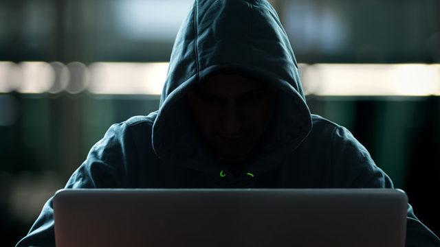 Bir Bilgisayar Korsanı, Onlarca Rapçinin Şarkılarını Nasıl Çaldığını Açıkladı