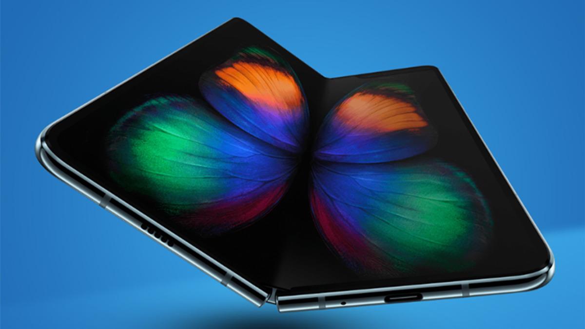 Goldman Sachs Analisti: "Apple, Galaxy Fold ile Yarışamaz"