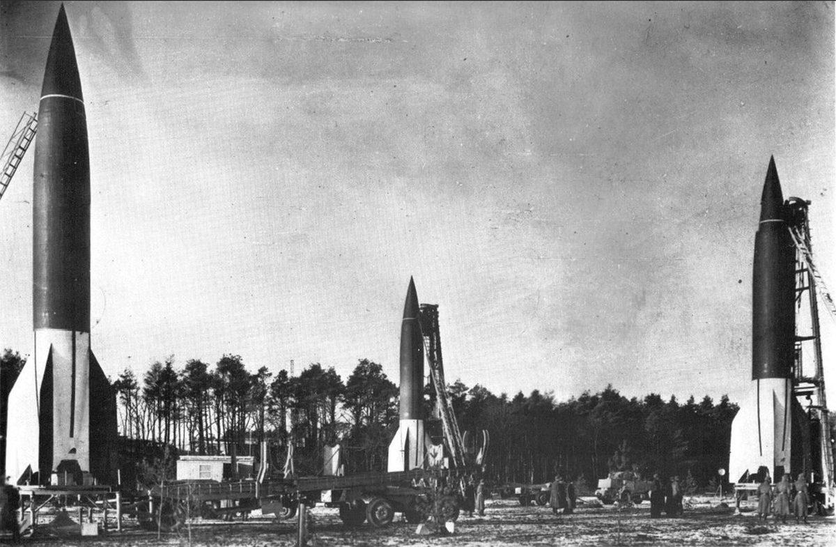 İran’ın ABD Üslerini Vurmak İçin Kullandığı Balistik Füze Nedir?