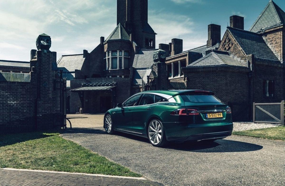 Tesla, Cenevre’de Model S’in Aşırı Pahalı Sürümünü Tanıtacak