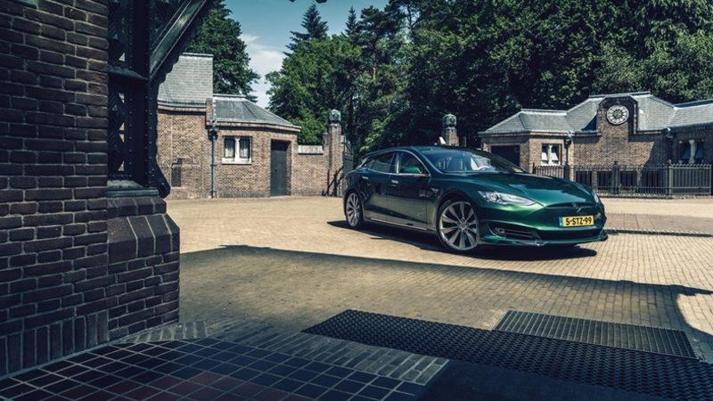 Tesla, Cenevre’de Model S’in Aşırı Pahalı Sürümünü Tanıtacak
