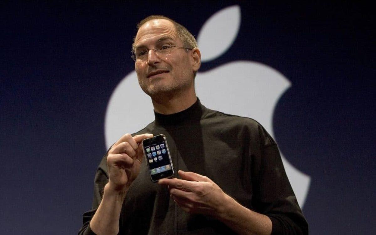 Apple’ın Efsane CEO’su Steve Jobs, İlk iPhone’u 13 Yıl Önce Tanıttı