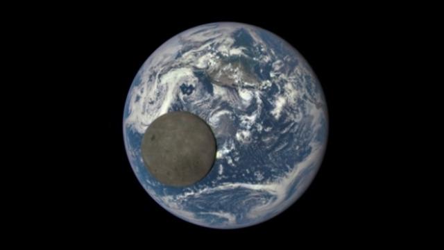 Ay Dünya Yörüngesinden Geçerken Kaydedilen GIF Yayınlandı