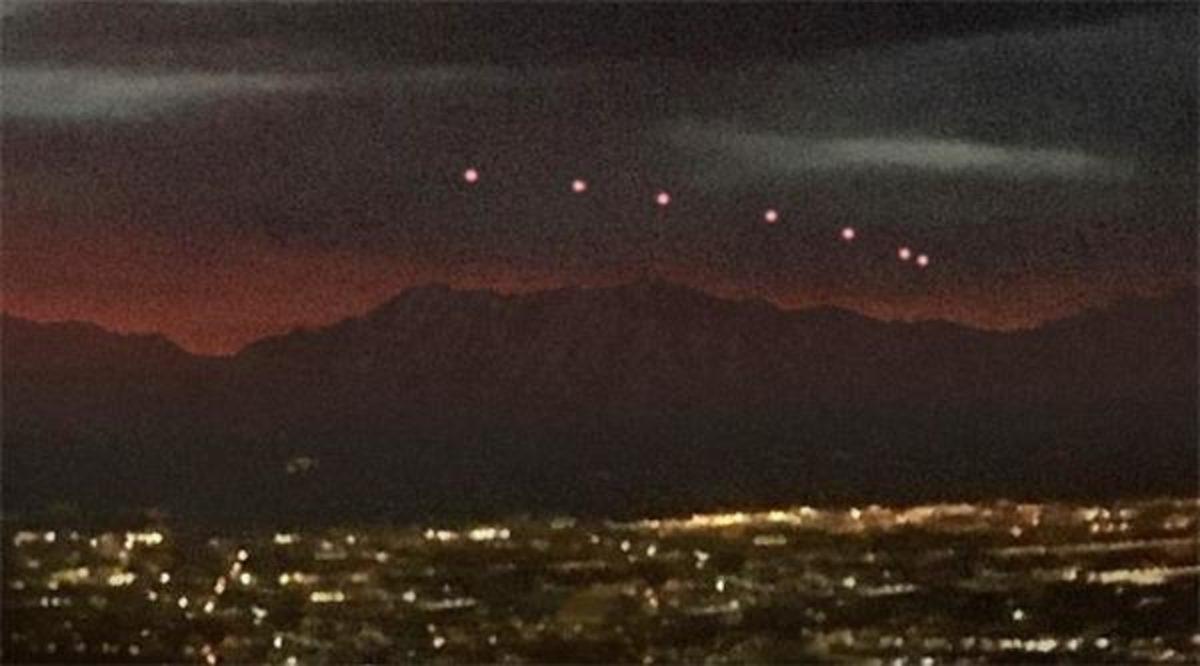 1997’de Gerçekleşen ve Tüm Dünyayı Şaşkına Çeviren UFO Vakası: Phoenix Işıkları