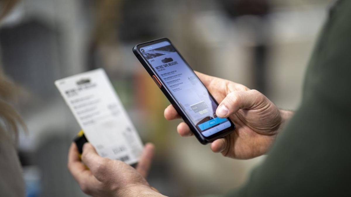 Samsung Galaxy Xcover Pro’nun Dikkat Çeken Microsoft ve Telsiz Detayı