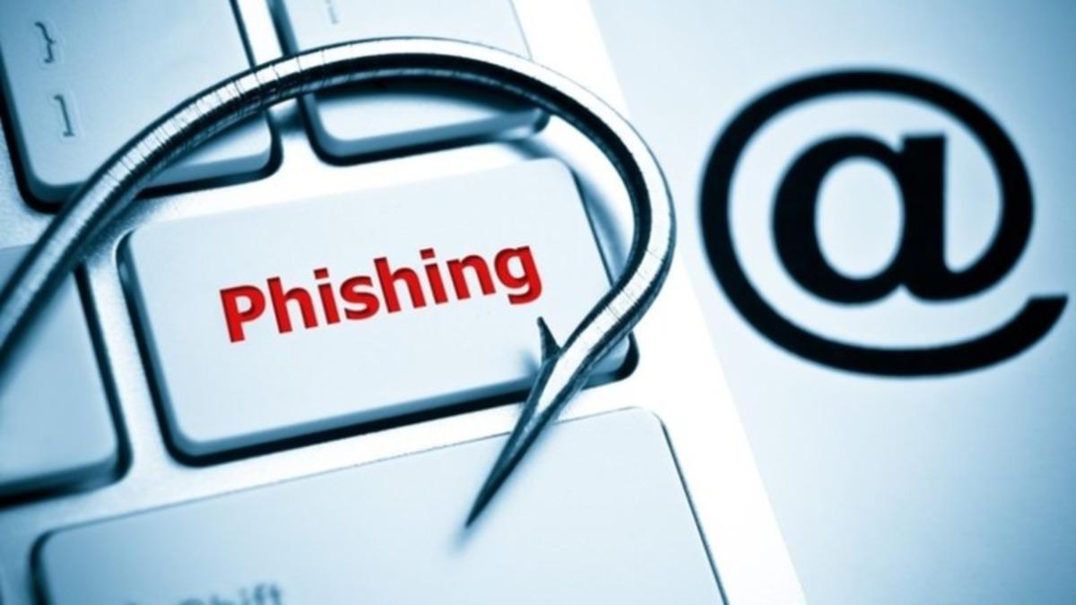 ABD’de Bir Okul, ’Phishing’ E-Postalarına 2,3 Milyon Dolar Kaptırdı