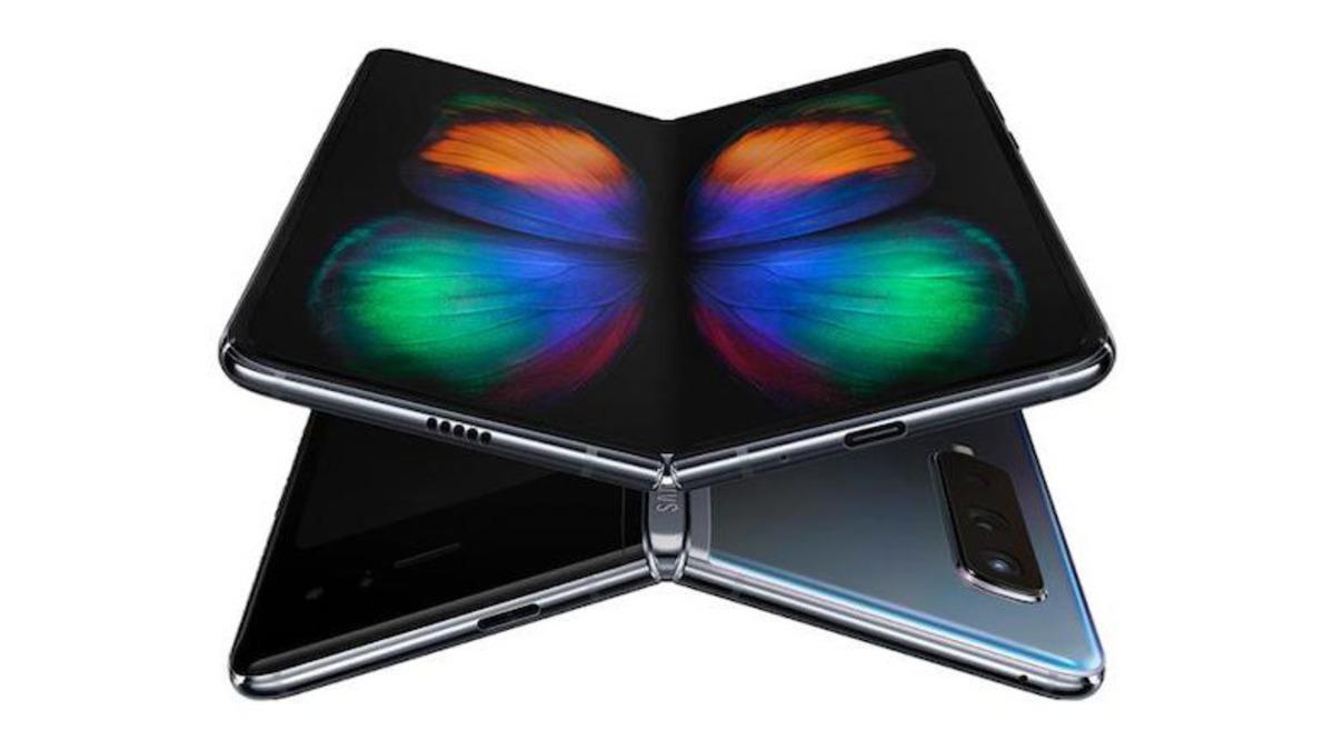 Samsung’un Galaxy Fold’un Ucuz Bir Sürümü Üzerinde Çalıştığı İddia Edildi